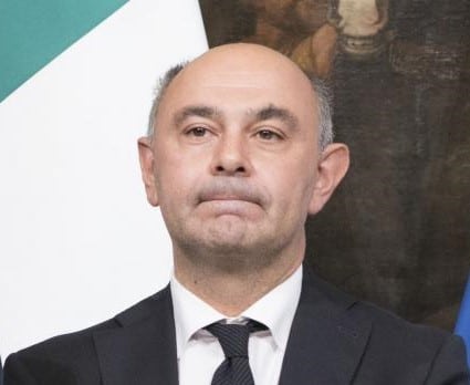 GIUSEPPE DE CRISTOFARO GIUSEPPE DE CRISTOFARO