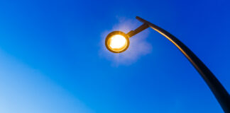 Il “Paradosso del lampione” ovvero l’autonomia scolastica secondo i suoi detrattori